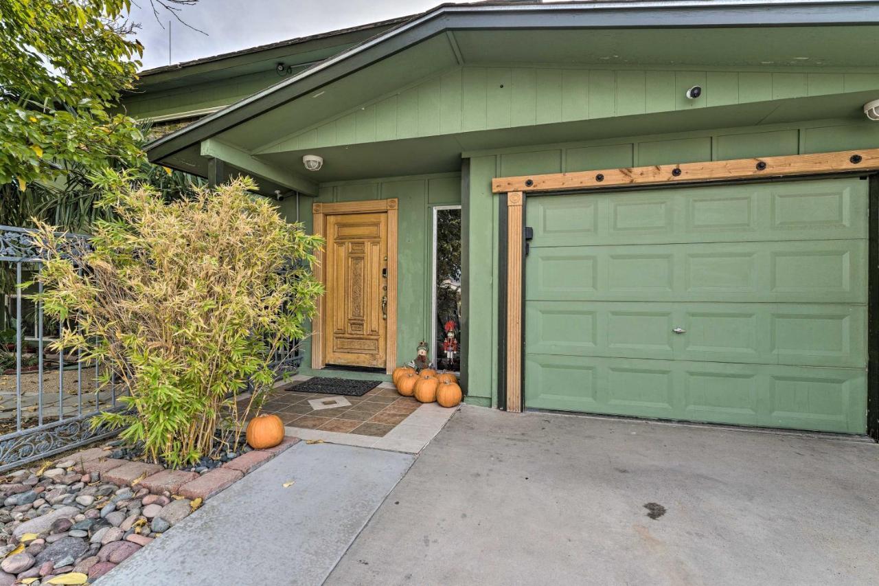Vegas Oasis Home With Pool And Spa 7 Miles To Strip Las Vegas Exterior foto